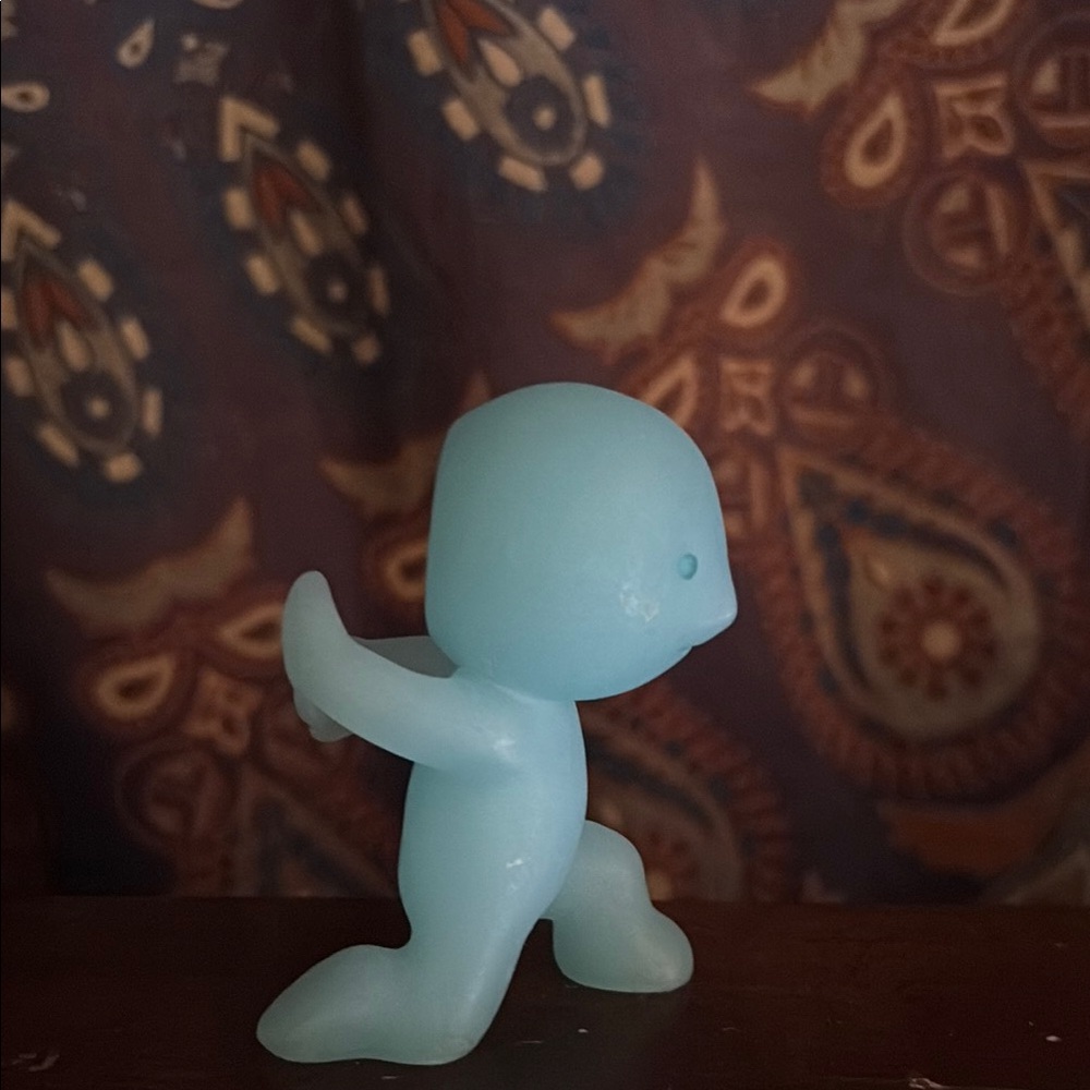 Blue Smiski Toothbrush Holder